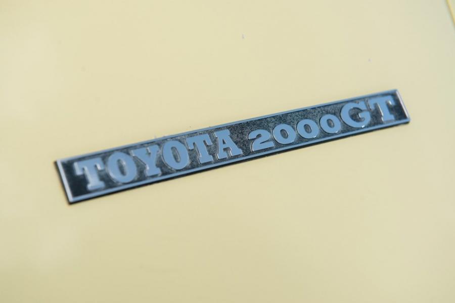 Логотип Toyota 2000GT (MF10) 1967 года  (NA) (фото 22 из 74)